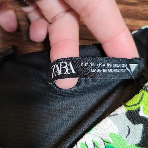 Zara NEW Green Blue Floral Bodysuit Peek Chest Long Sleeve Zipper Back NWOT XS - Picture 9 of 12